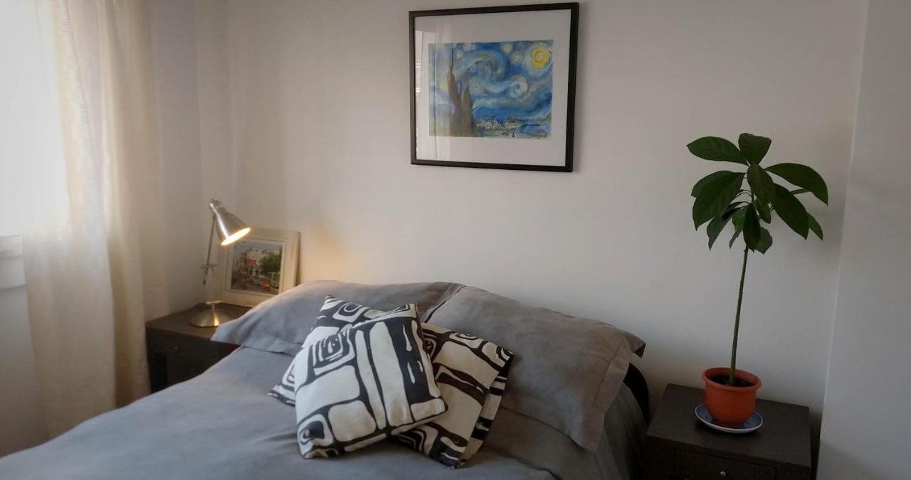 Depto 2 Ambientes Muy Luminoso Con Wifi Y Vista A La Plaza Apartman Buenos Aires Kültér fotó