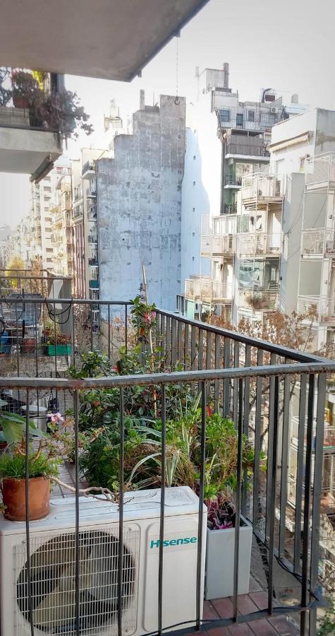 Depto 2 Ambientes Muy Luminoso Con Wifi Y Vista A La Plaza Apartman Buenos Aires Kültér fotó