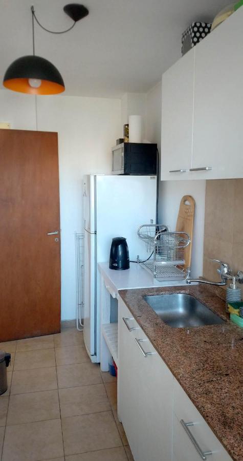 Depto 2 Ambientes Muy Luminoso Con Wifi Y Vista A La Plaza Apartman Buenos Aires Kültér fotó