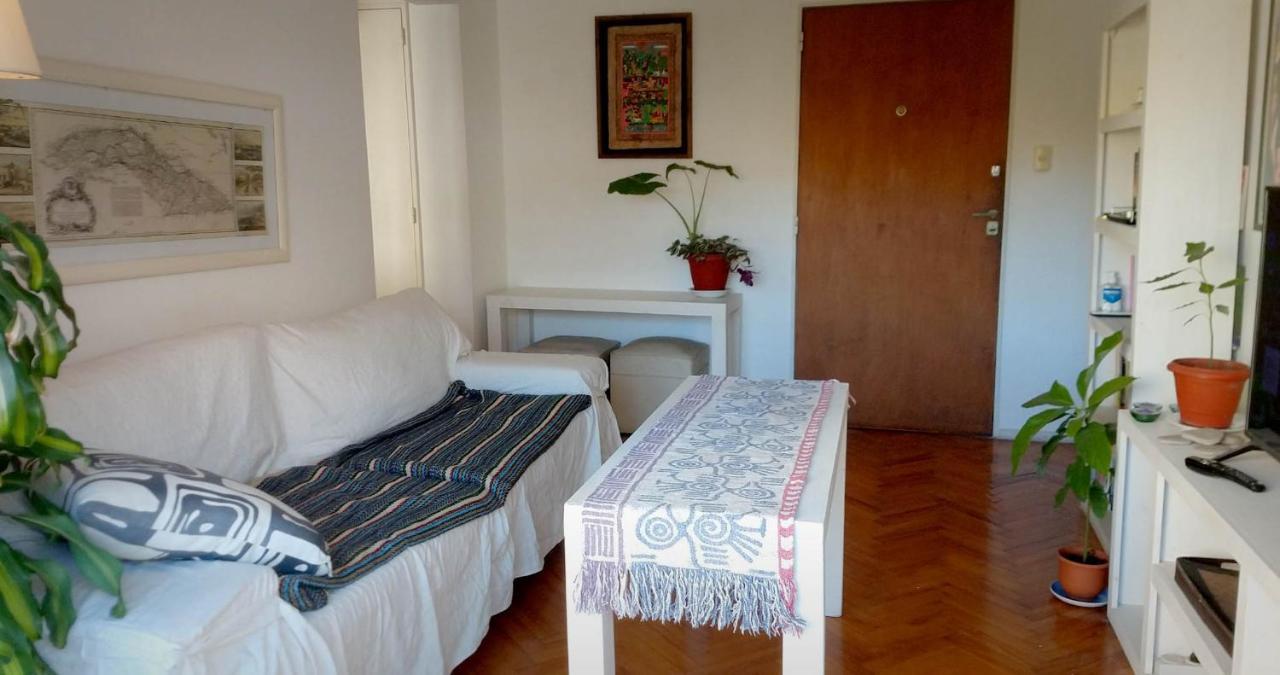 Depto 2 Ambientes Muy Luminoso Con Wifi Y Vista A La Plaza Apartman Buenos Aires Kültér fotó