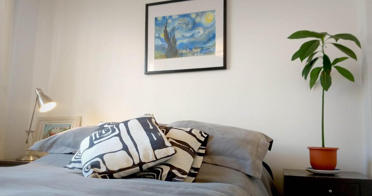 Depto 2 Ambientes Muy Luminoso Con Wifi Y Vista A La Plaza Apartman Buenos Aires Kültér fotó
